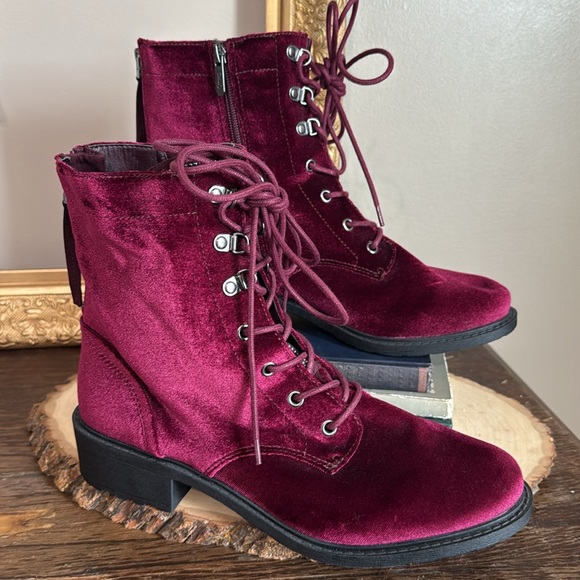 Circus by Sam Edelman burgundy wine velvet Dawson-2‎ combat boot Women's 10 WW - Picture 1 of 13